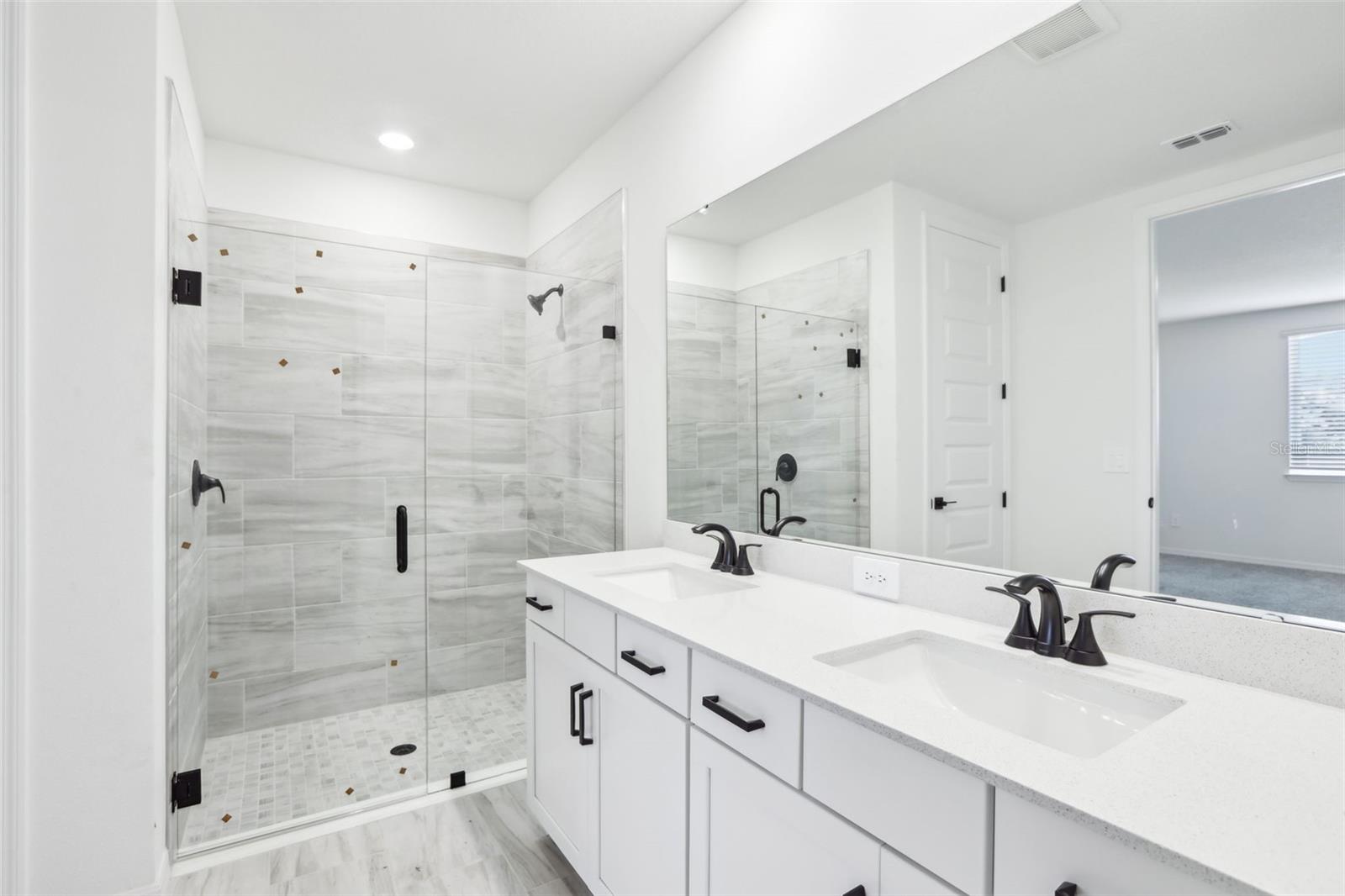 1832 DRAUGHTON DR, ZEPHYRHILLS, FL, 33541