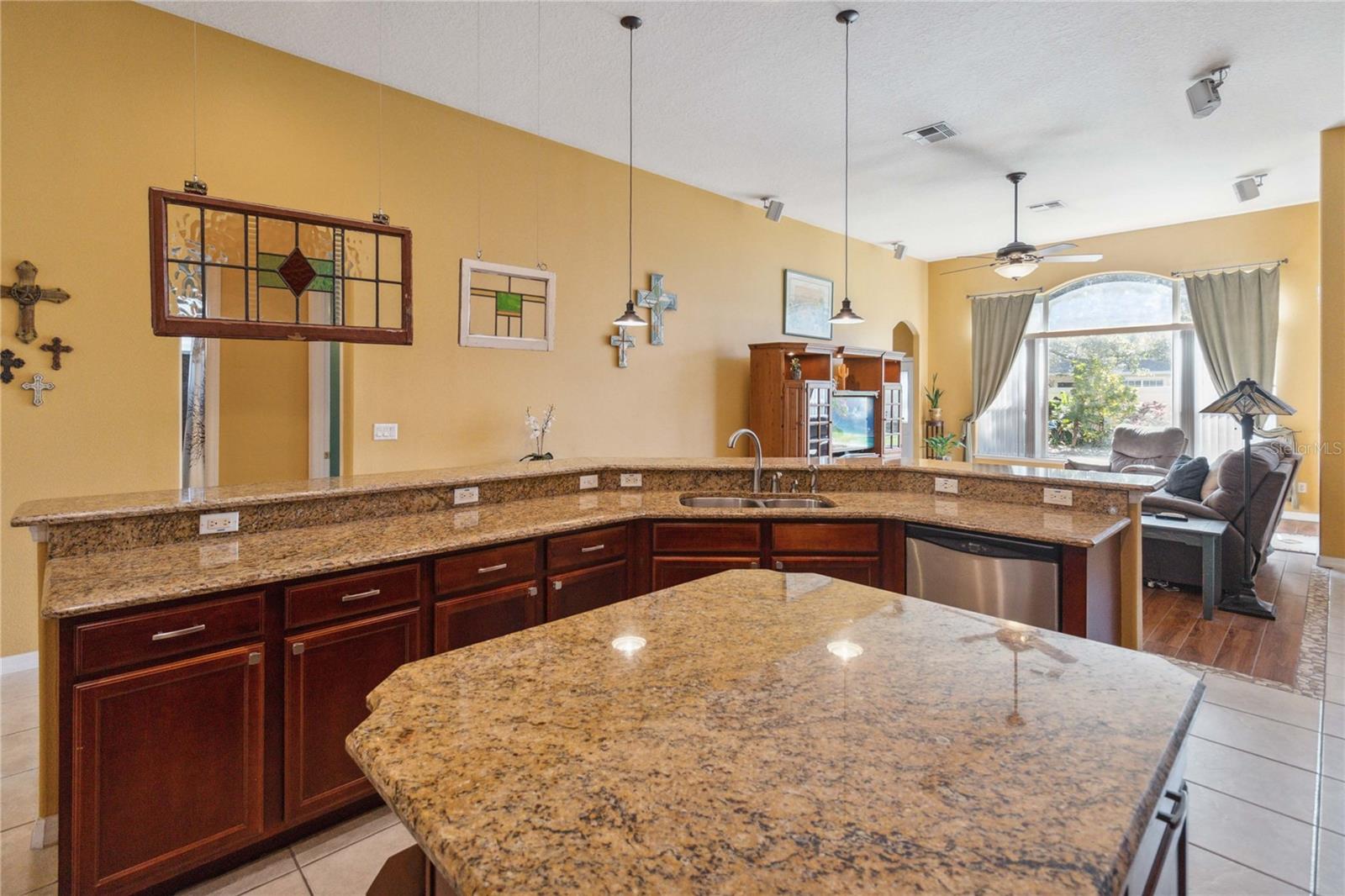 10398 STONE GLEN DR, ORLANDO, FL, 32825
