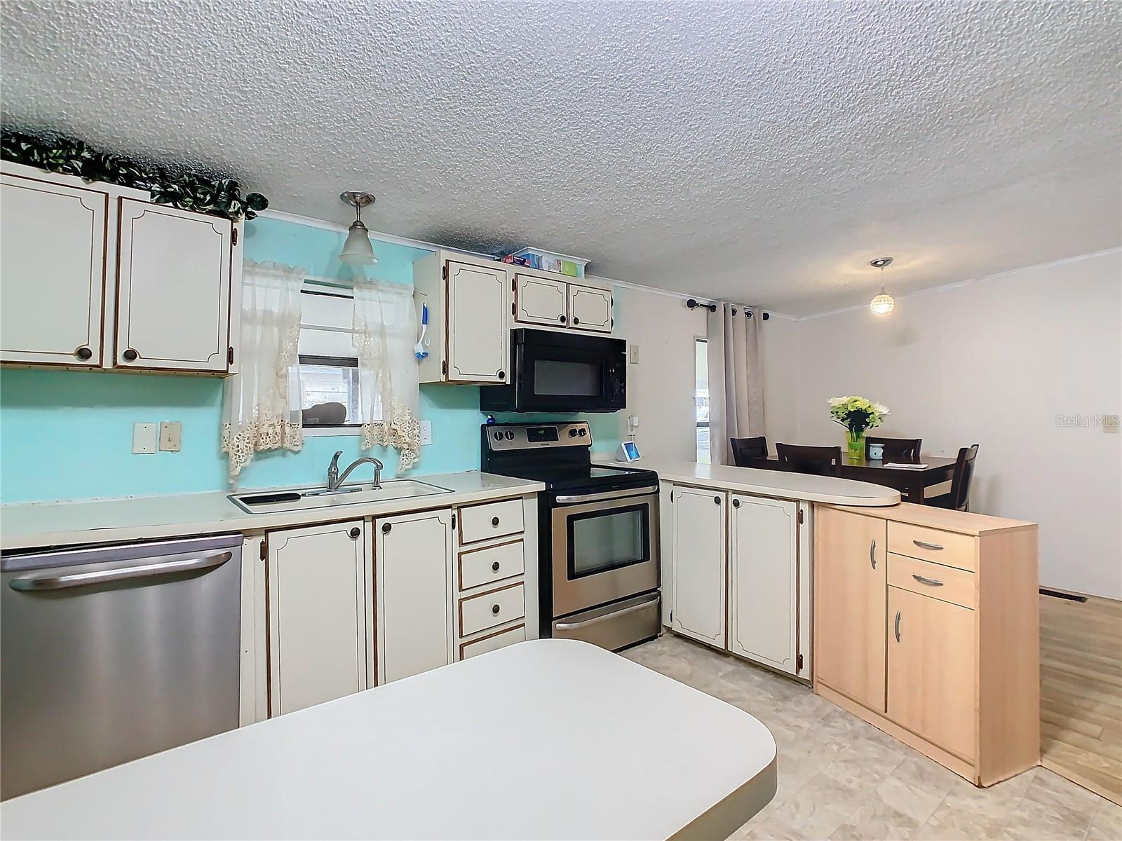 436 LEISURE PL, LAKELAND, FL, 33801