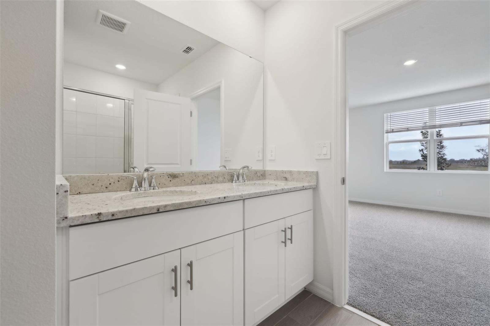 1886 DRAUGHTON DR, ZEPHYRHILLS, FL, 33541