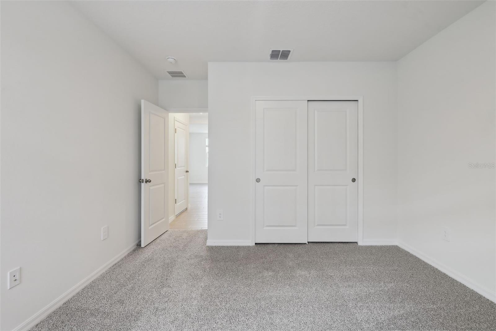 1886 DRAUGHTON DR, ZEPHYRHILLS, FL, 33541