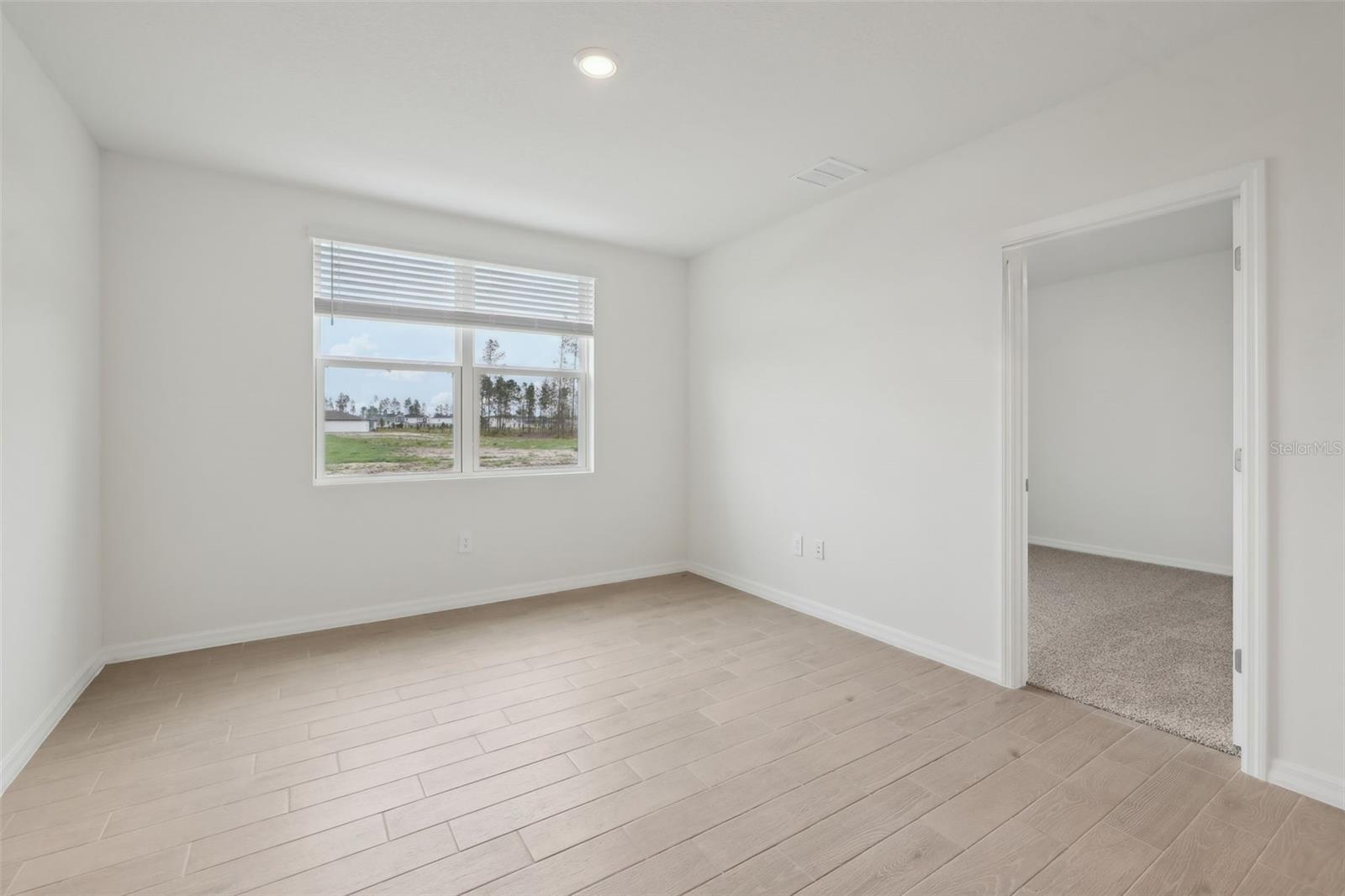 1886 DRAUGHTON DR, ZEPHYRHILLS, FL, 33541