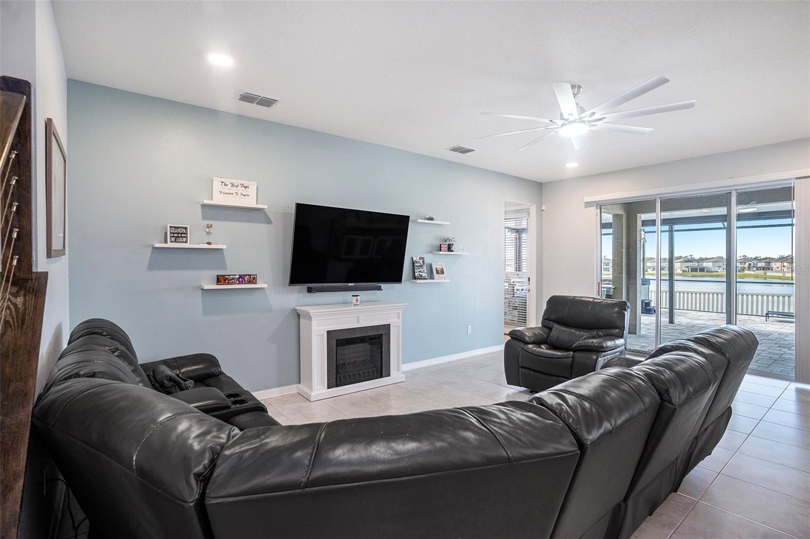 3071 MARINE GRASS DR, WIMAUMA, FL, 33598
