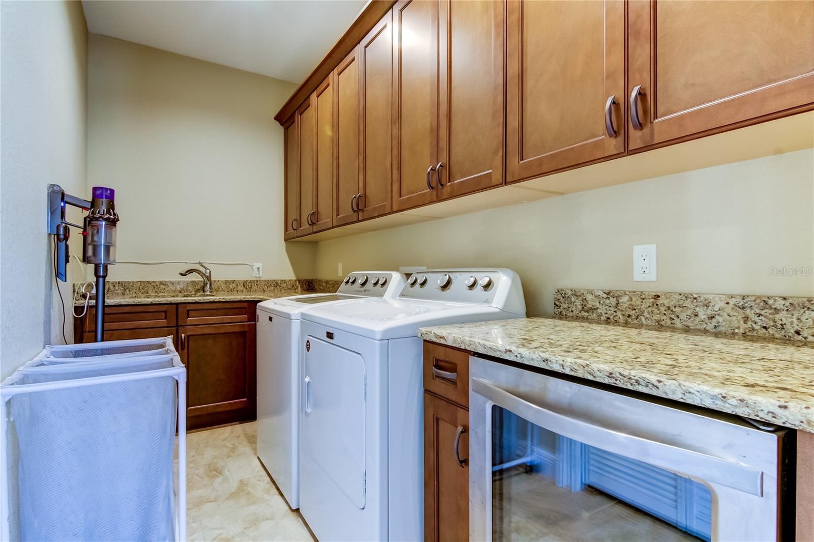 820 DATE PALM LN, ST PETERSBURG, FL, 33707