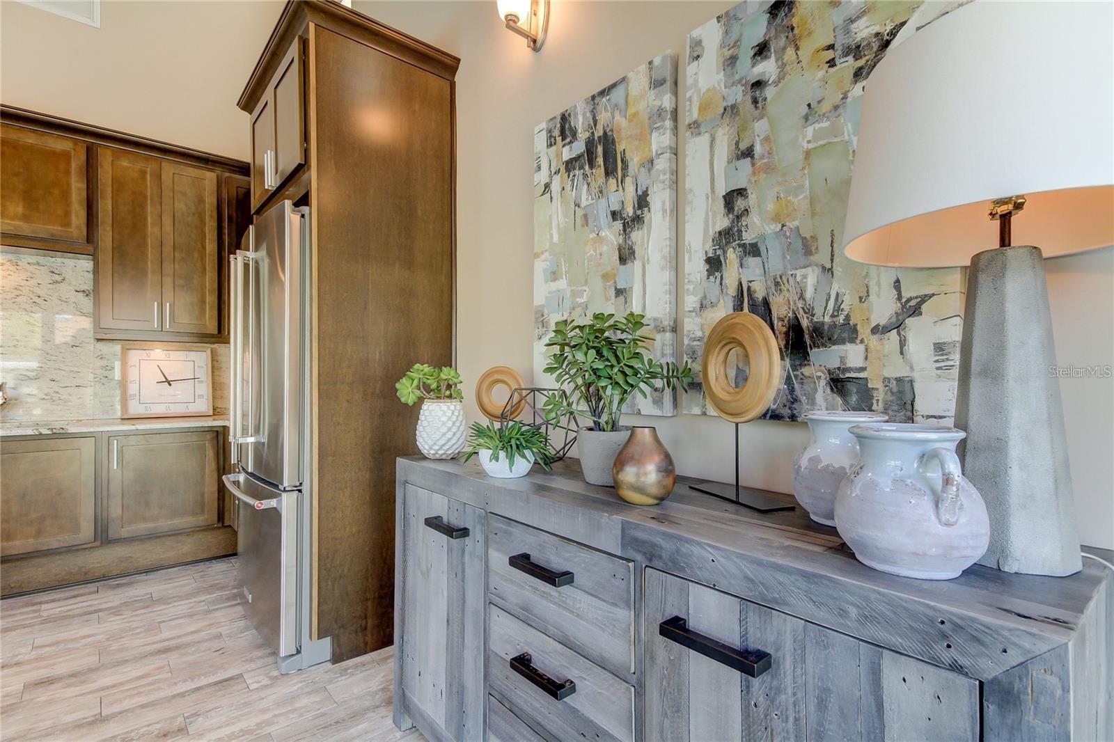 820 DATE PALM LN, ST PETERSBURG, FL, 33707