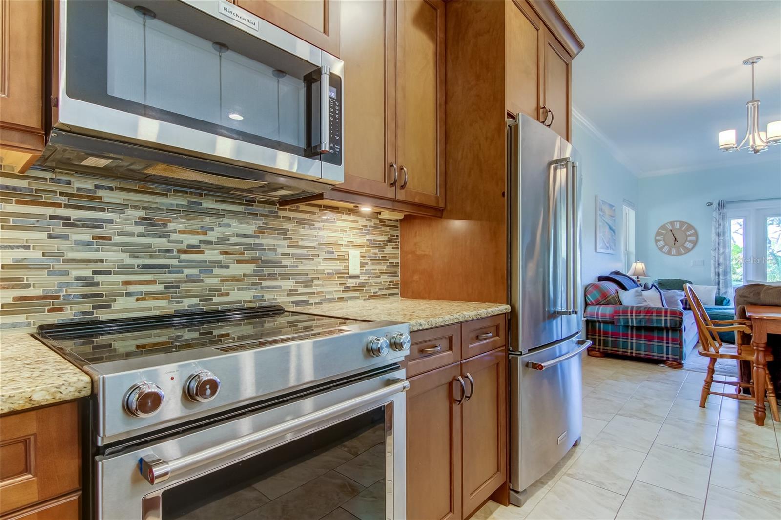 820 DATE PALM LN, ST PETERSBURG, FL, 33707