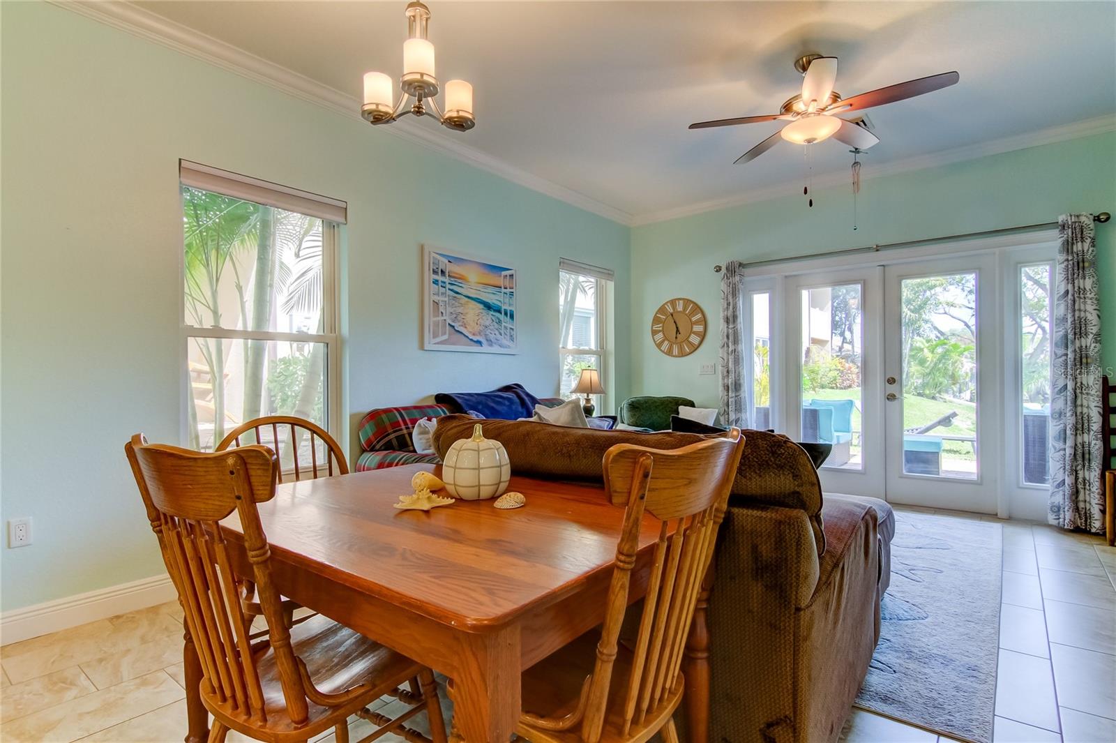 820 DATE PALM LN, ST PETERSBURG, FL, 33707