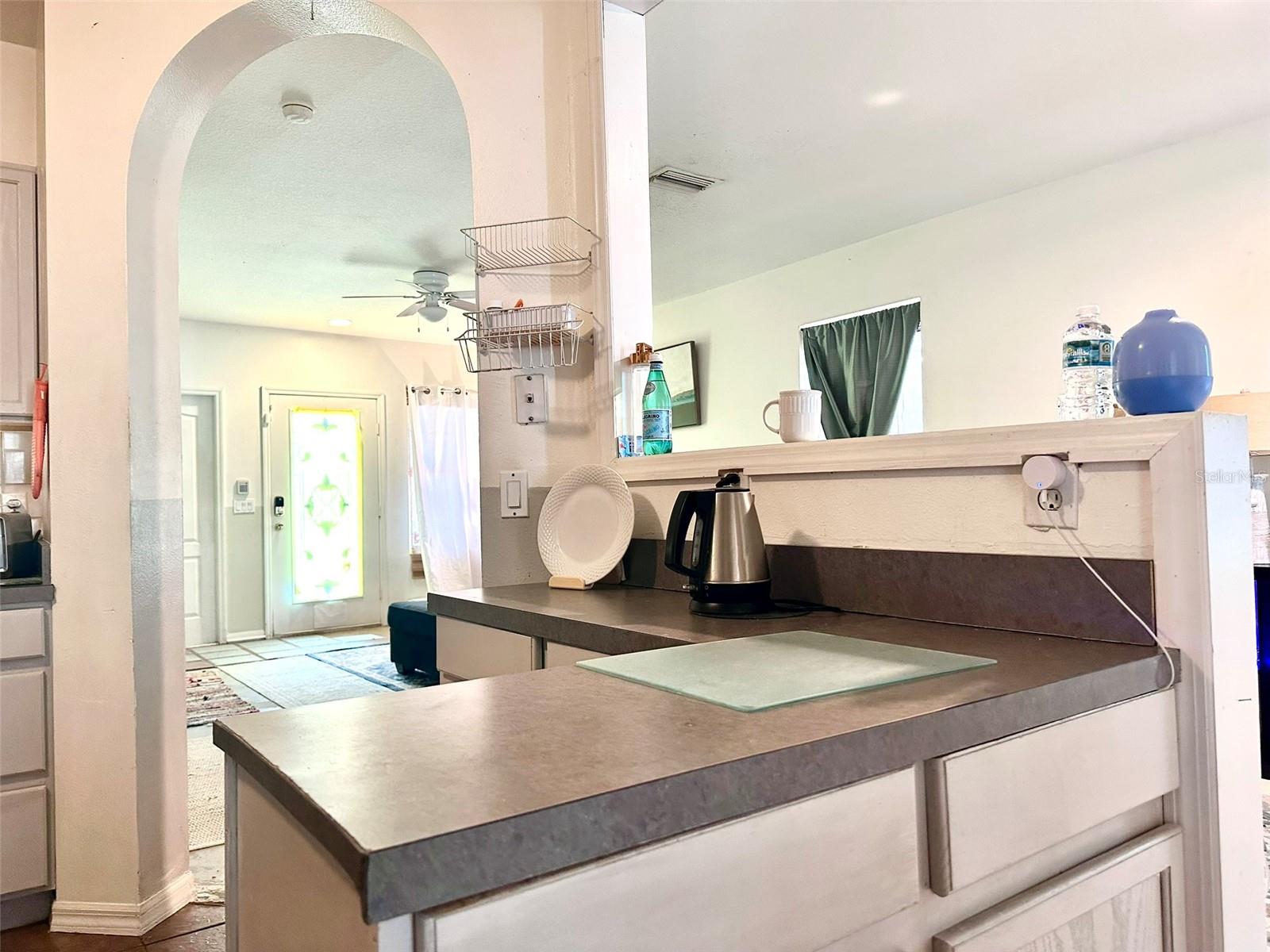 1112 LAKE SHORE RANCH DR, SEFFNER, FL, 33584