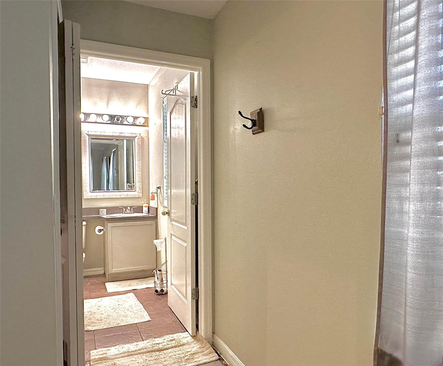 1112 LAKE SHORE RANCH DR, SEFFNER, FL, 33584