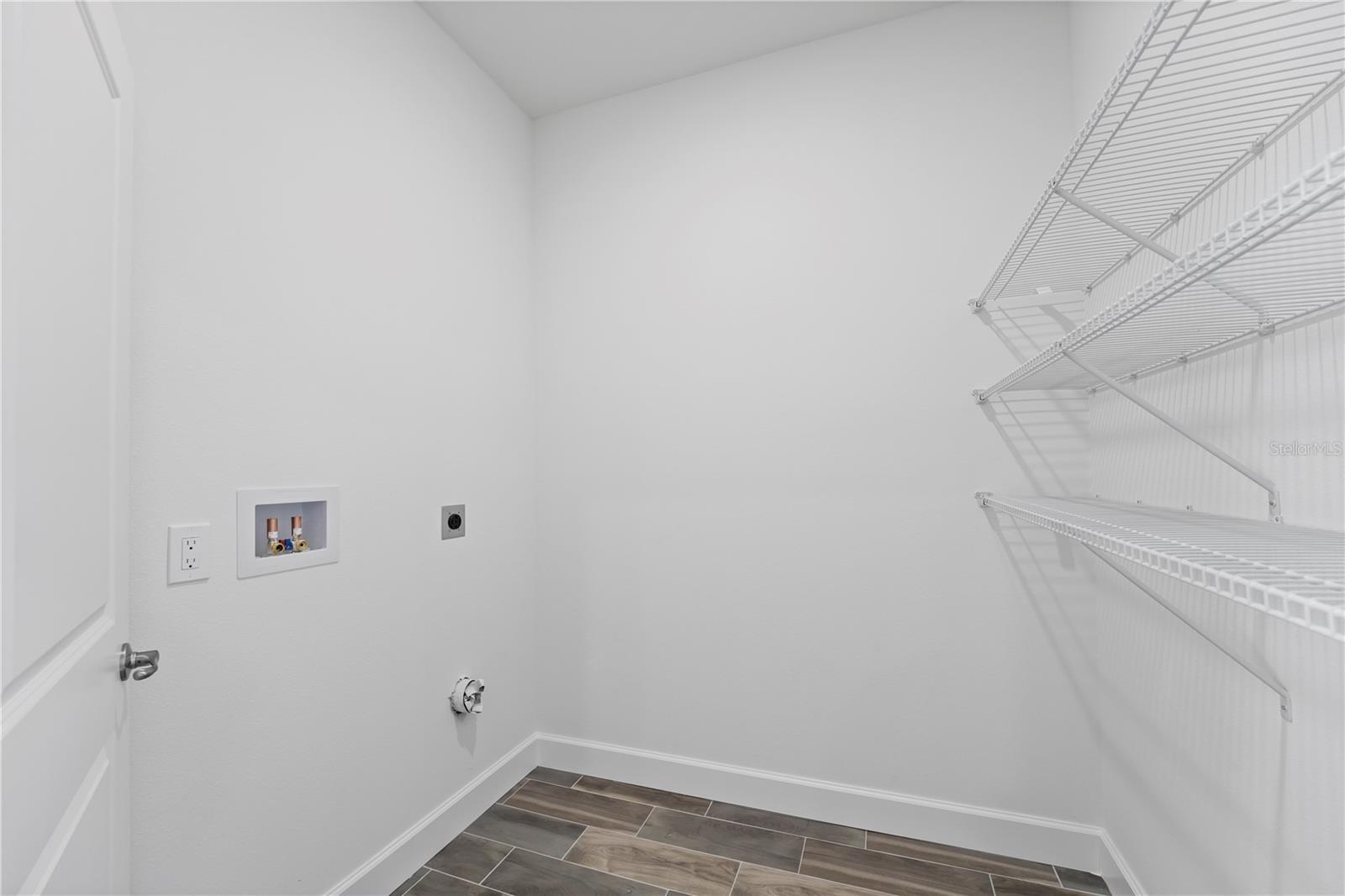 127 DORCHESTER CT, KISSIMMEE, FL, 34758