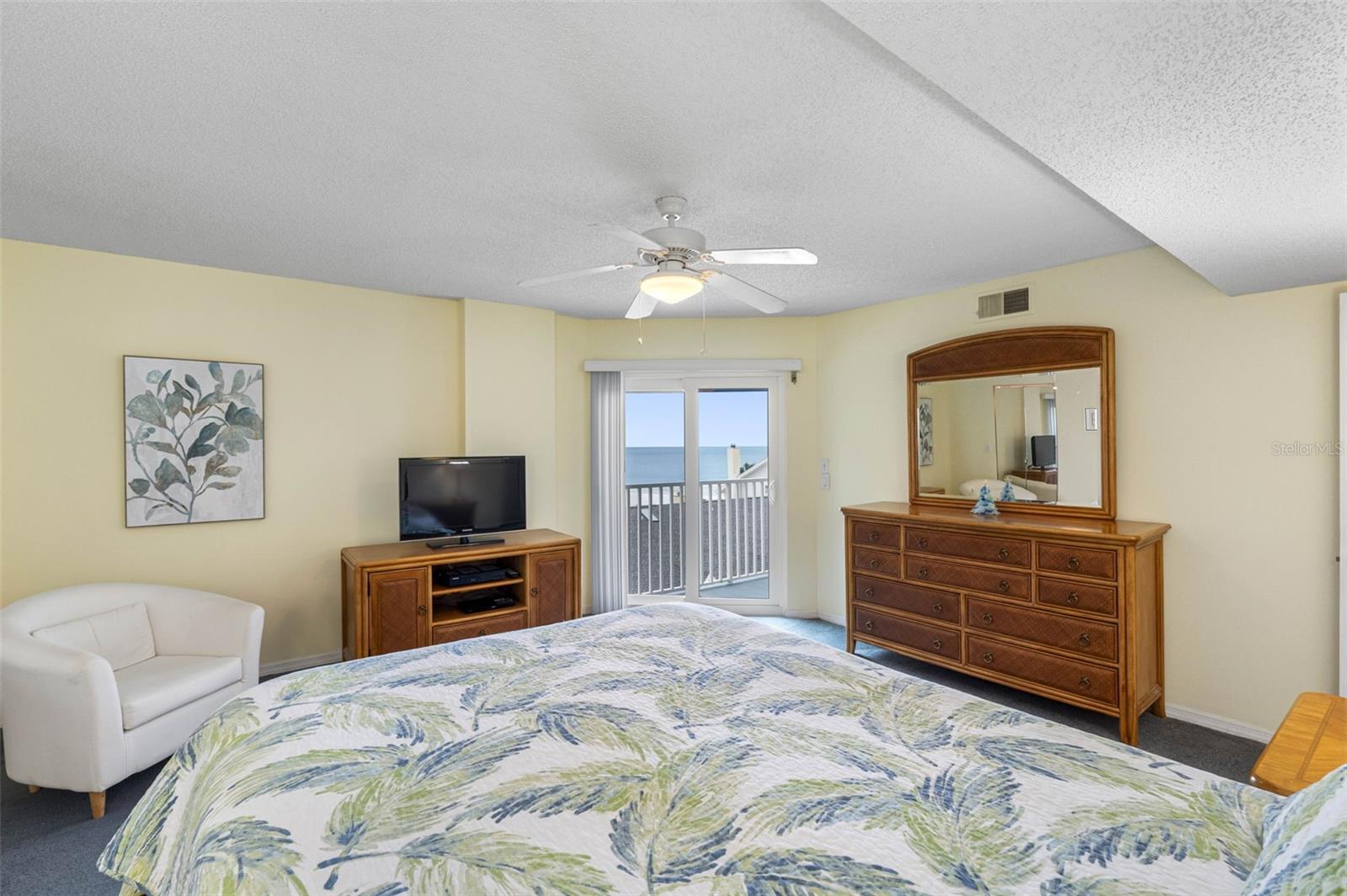 17980 GULF BLVD #501, REDINGTON SHORES, FL, 33708