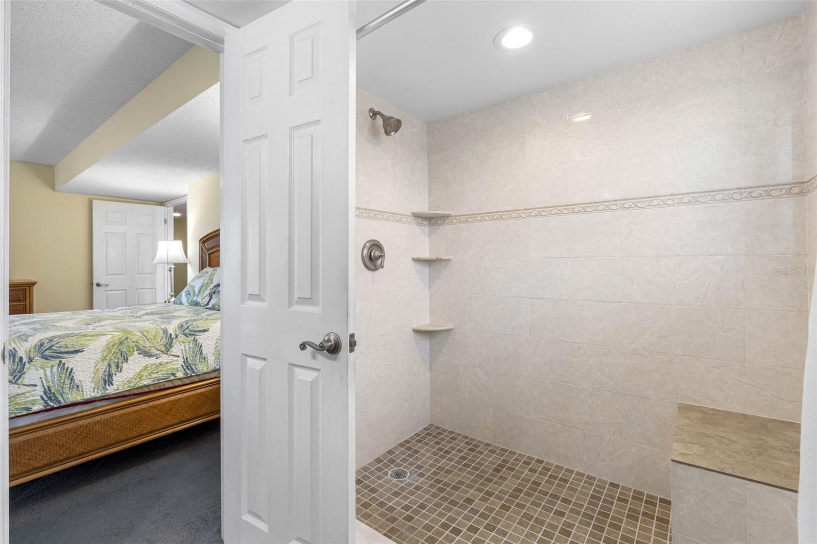 17980 GULF BLVD #501, REDINGTON SHORES, FL, 33708