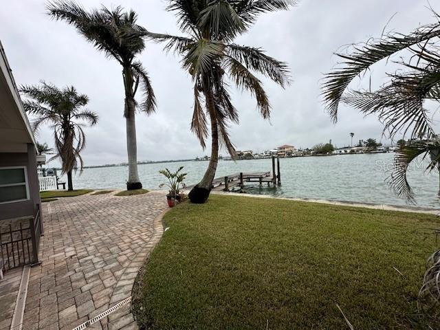 341 E MADEIRA AVE, MADEIRA BEACH, FL, 33708