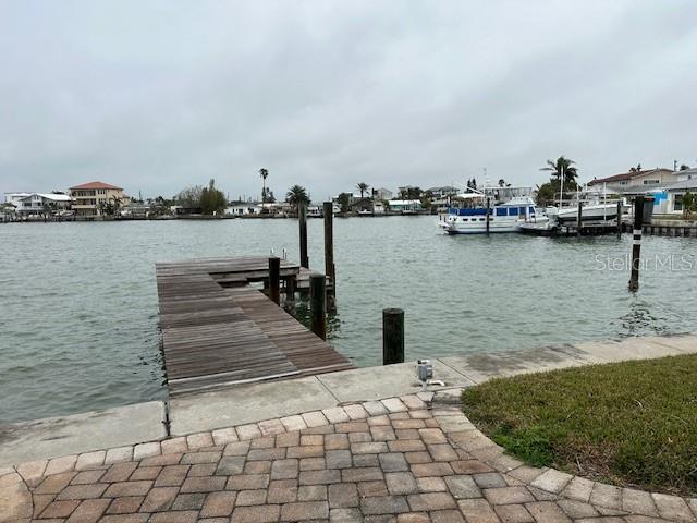 341 E MADEIRA AVE, MADEIRA BEACH, FL, 33708