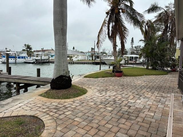 341 E MADEIRA AVE, MADEIRA BEACH, FL, 33708
