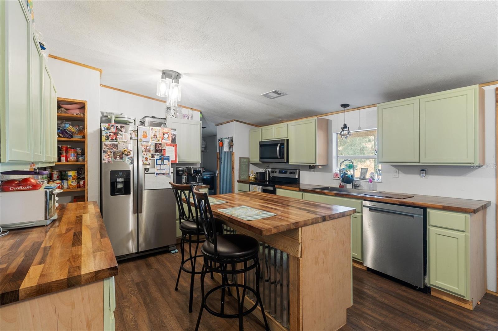 575 BRONCO DR, ZOLFO SPRINGS, FL, 33890