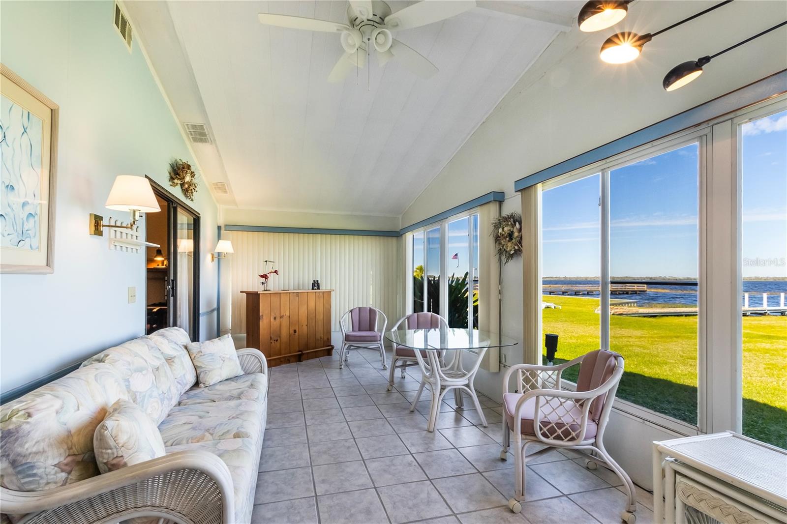 6823 S LAKE HENRY DR NE, WINTER HAVEN, FL, 33881
