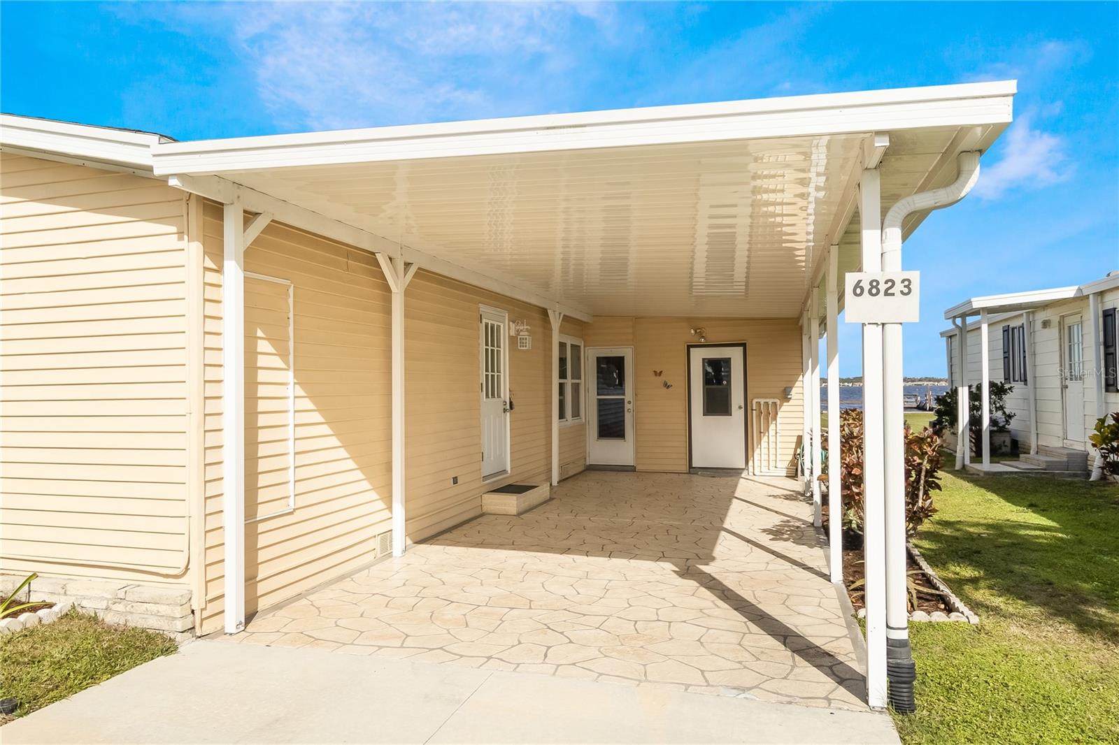 6823 S LAKE HENRY DR NE, WINTER HAVEN, FL, 33881