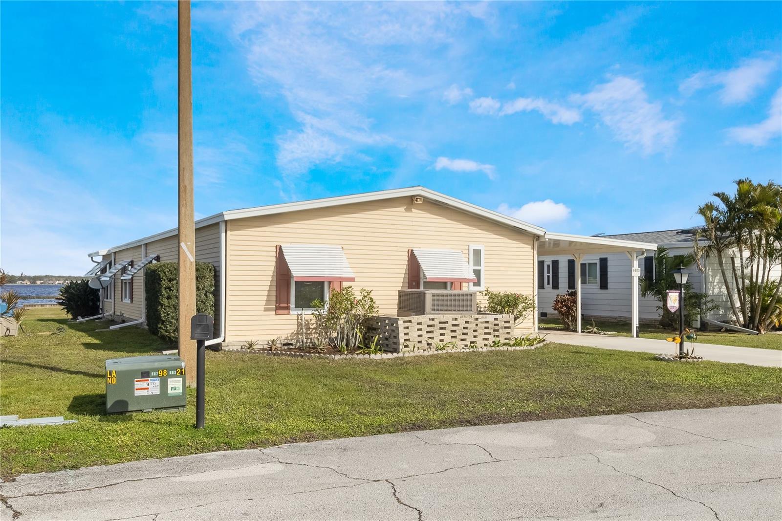 6823 S LAKE HENRY DR NE, WINTER HAVEN, FL, 33881