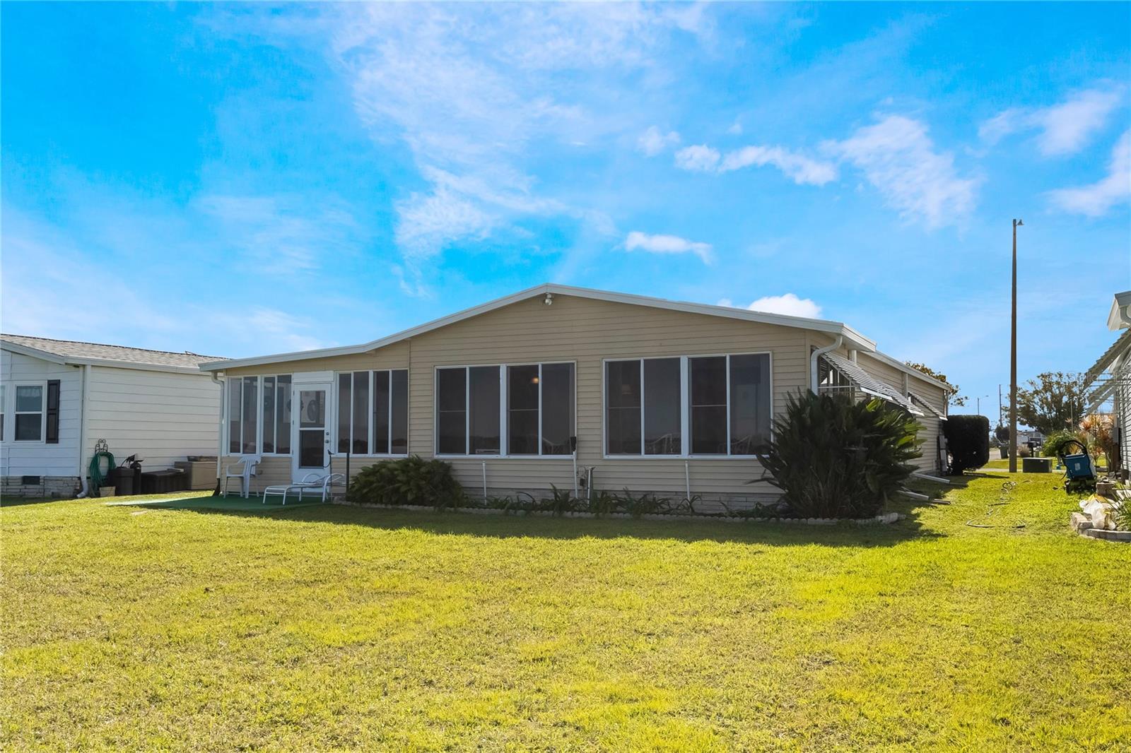 6823 S LAKE HENRY DR NE, WINTER HAVEN, FL, 33881