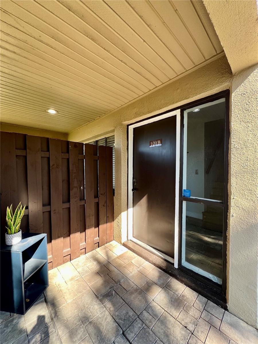 890 N VILLAGE DR #101B, ST PETERSBURG, FL, 33716