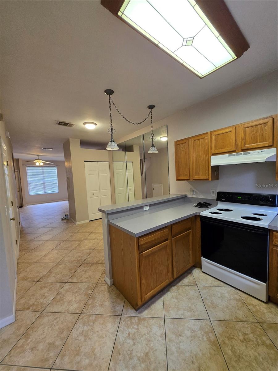 3521 SW 30TH WAY #102, GAINESVILLE, FL, 32608
