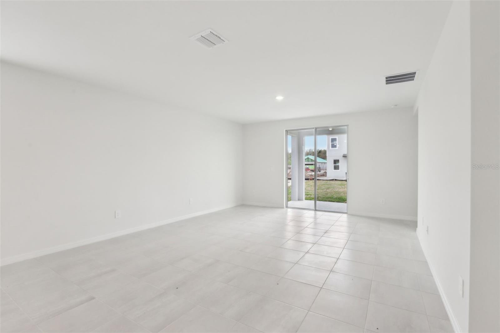 1867 DRAUGHTON DR, ZEPHYRHILLS, FL, 33541