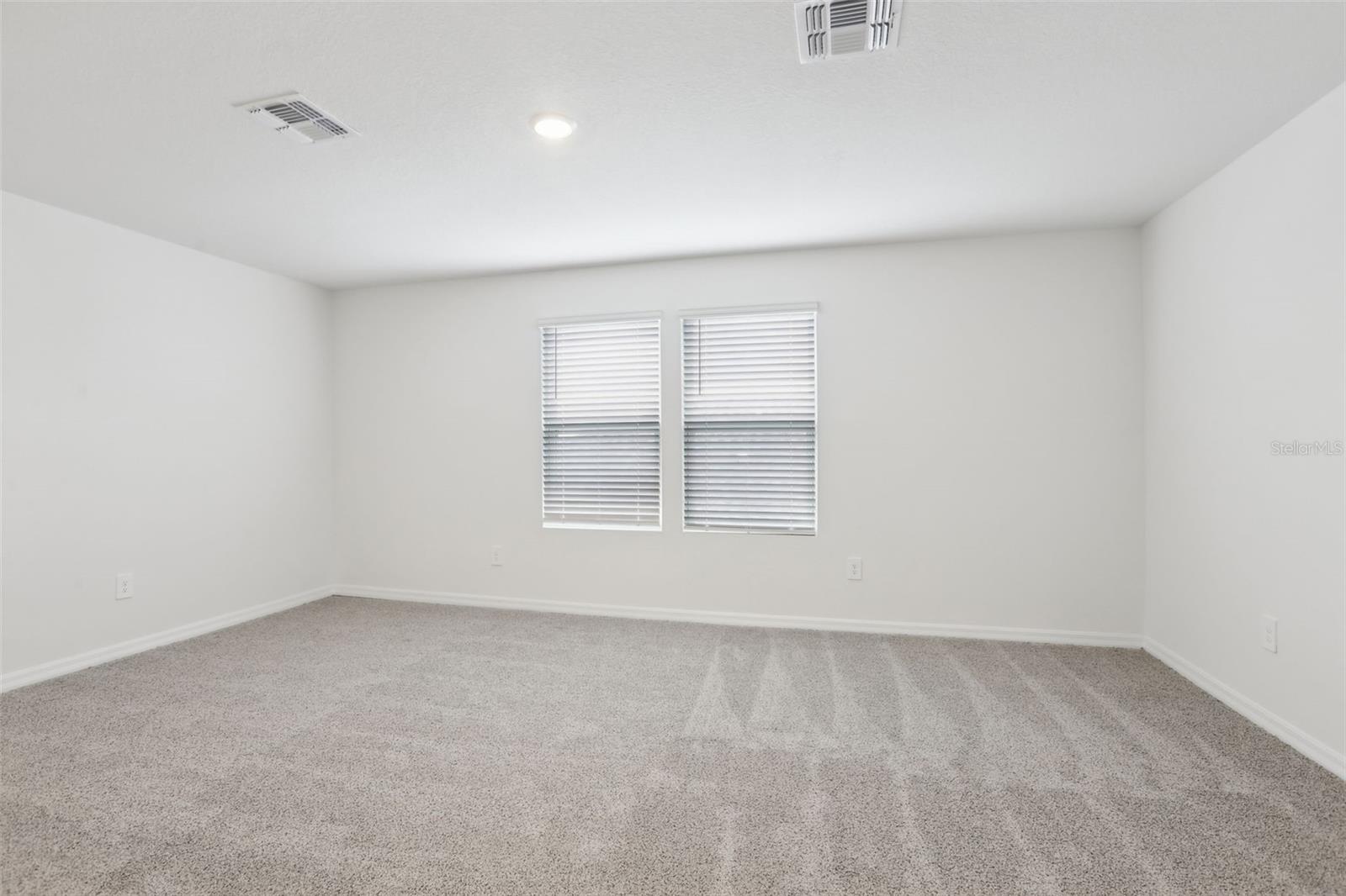 1867 DRAUGHTON DR, ZEPHYRHILLS, FL, 33541