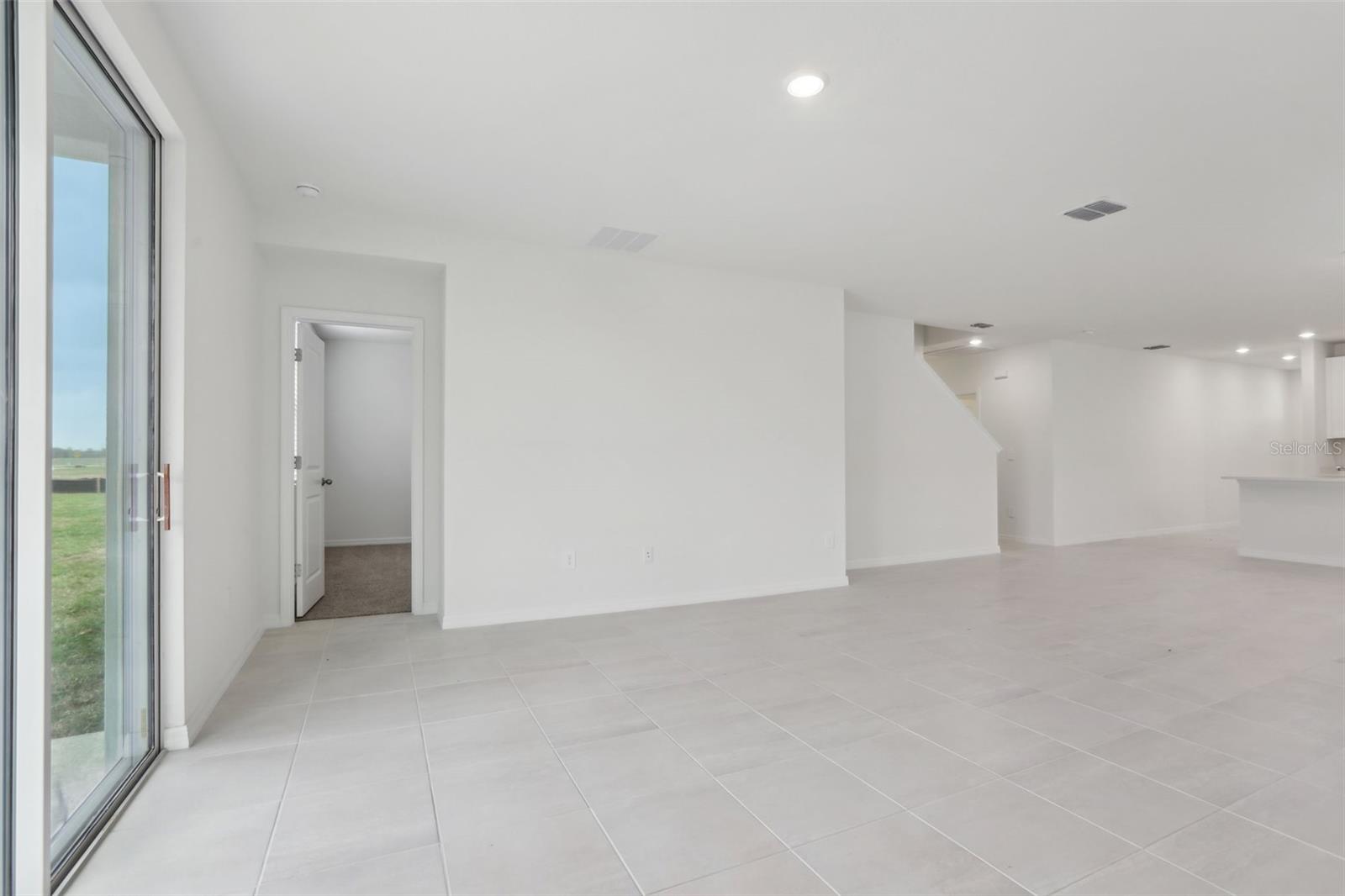 1867 DRAUGHTON DR, ZEPHYRHILLS, FL, 33541