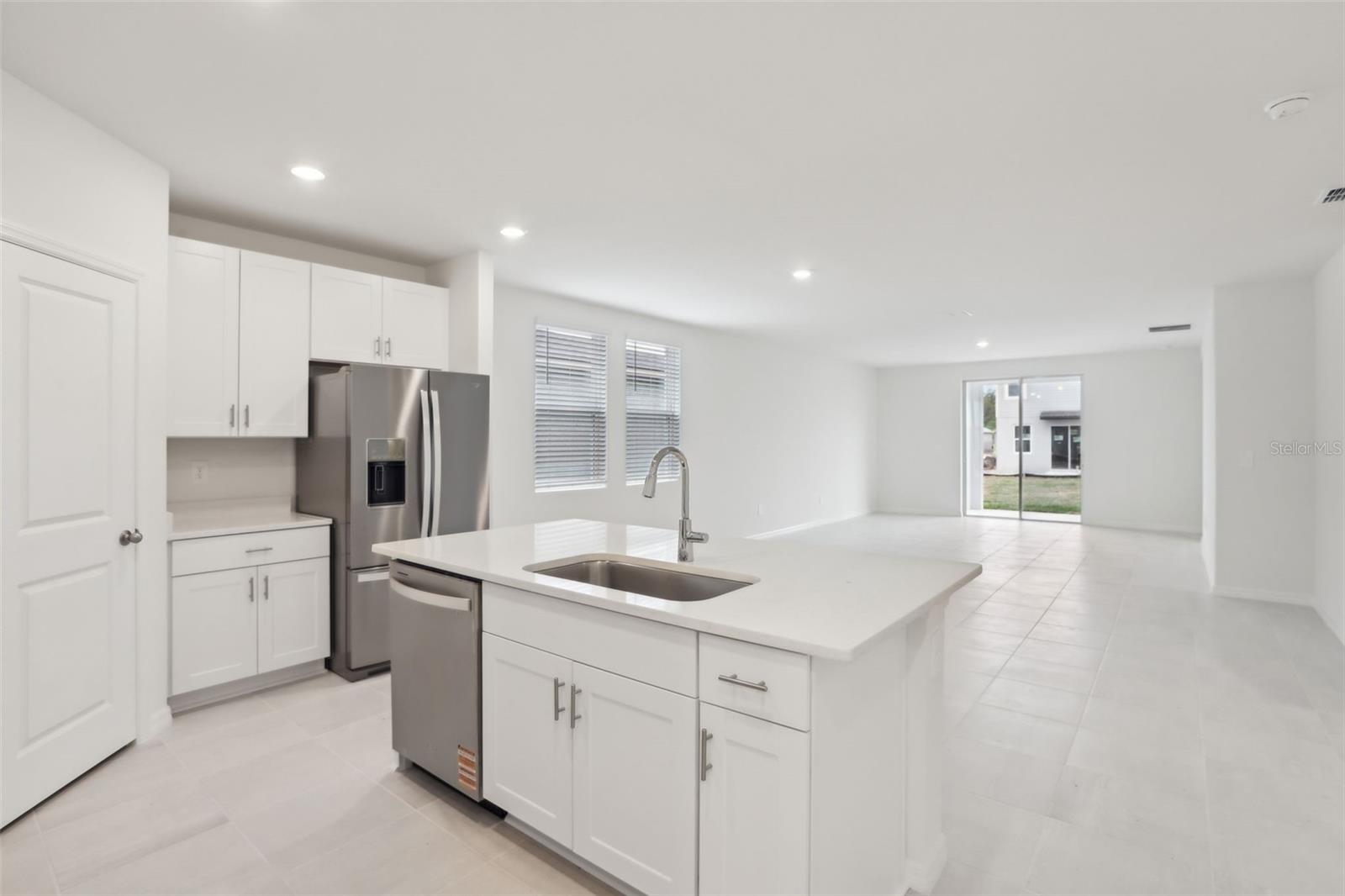 1867 DRAUGHTON DR, ZEPHYRHILLS, FL, 33541