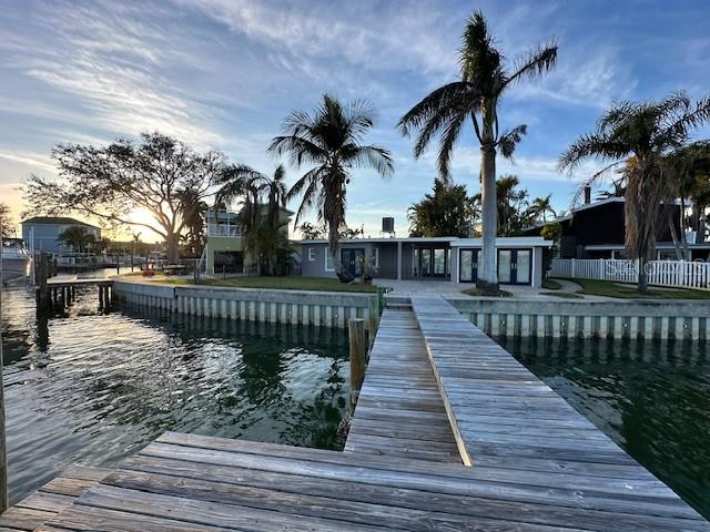 341 E MADEIRA AVE, MADEIRA BEACH, FL, 33708