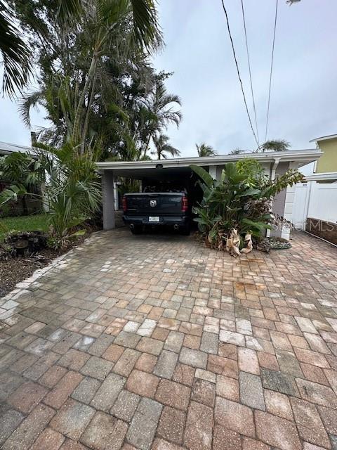 341 E MADEIRA AVE, MADEIRA BEACH, FL, 33708