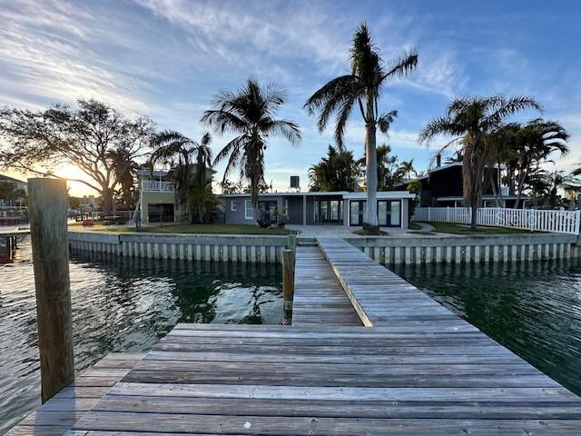 341 E MADEIRA AVE, MADEIRA BEACH, FL, 33708