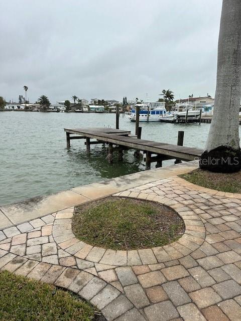 341 E MADEIRA AVE, MADEIRA BEACH, FL, 33708