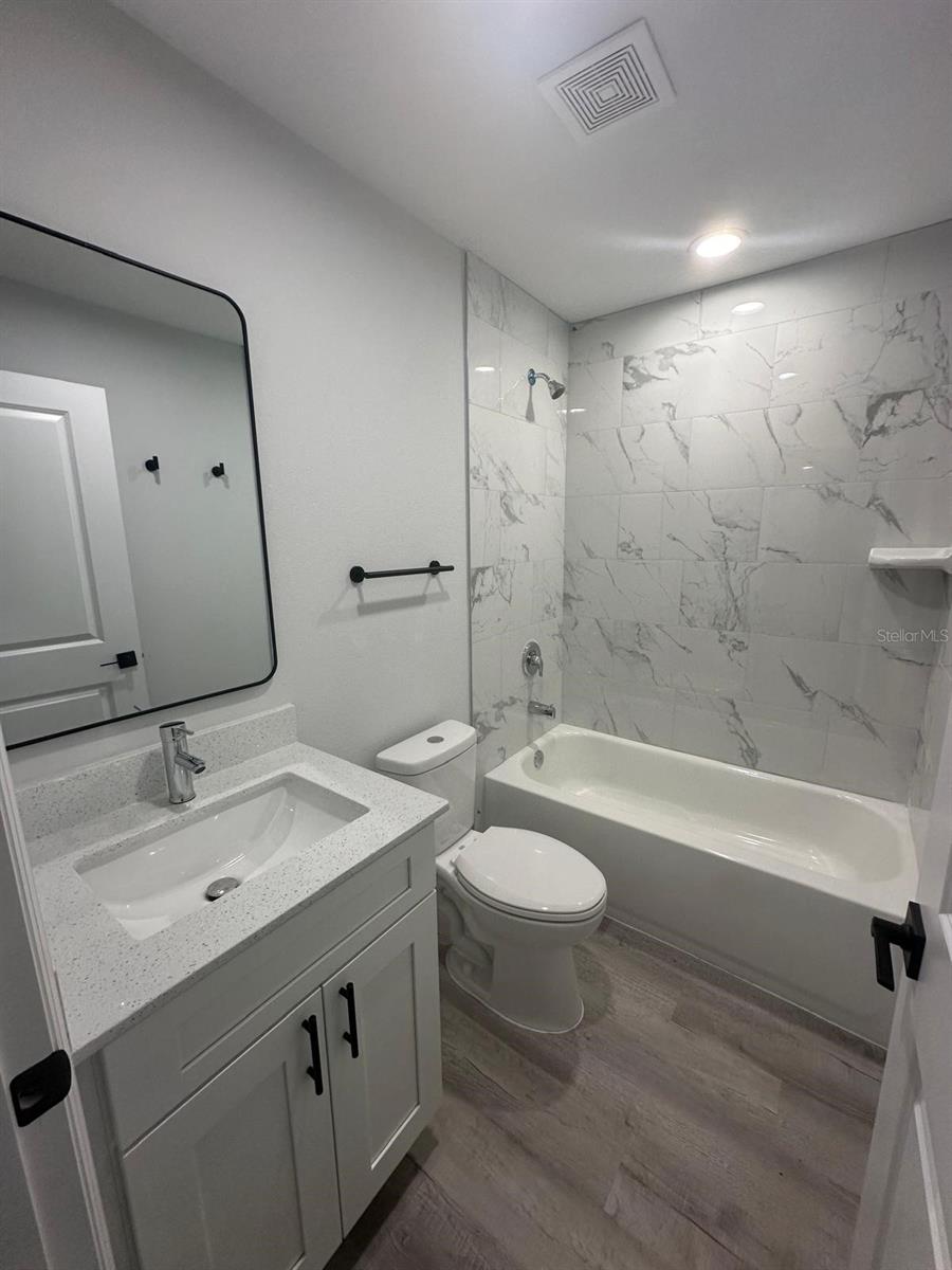 1590 WEST PKWY, DELAND, FL, 32724