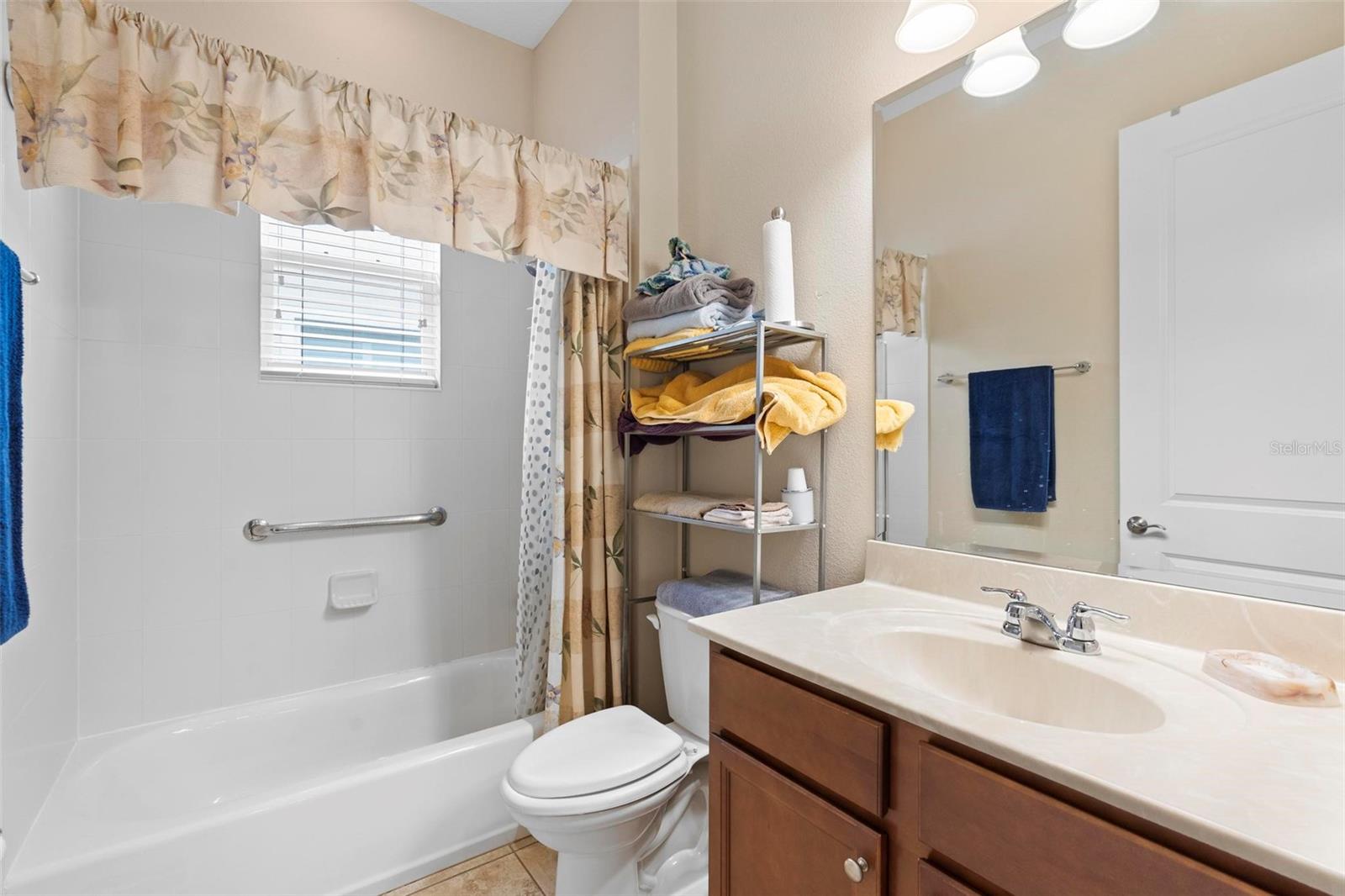 1105 GARDENSHIRE LN, DELAND, FL, 32724