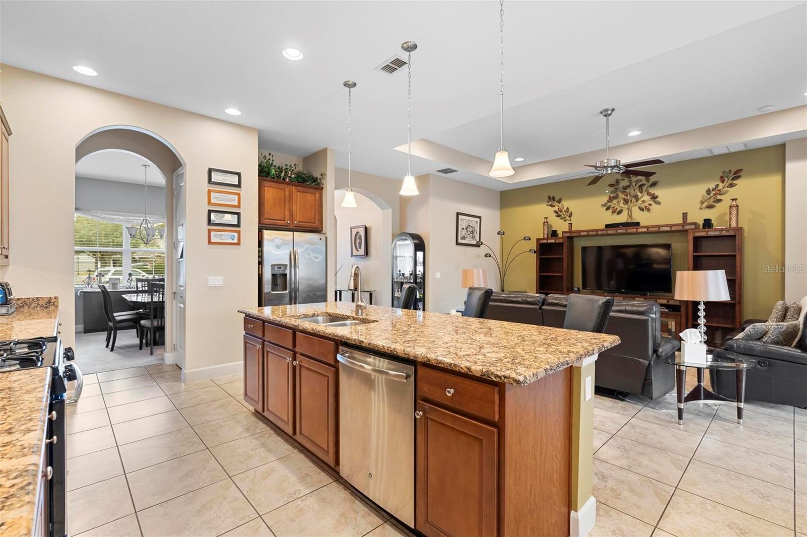 1105 GARDENSHIRE LN, DELAND, FL, 32724