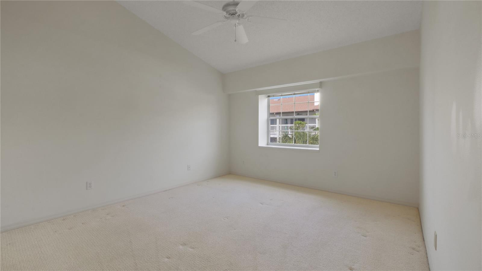443 PINELLAS BAYWAY S #104, ST PETERSBURG, FL, 33715
