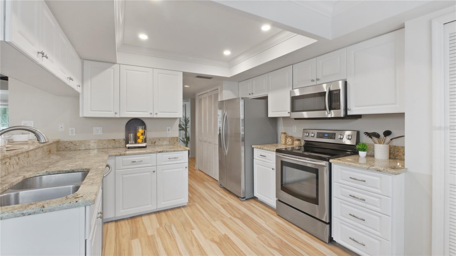 443 PINELLAS BAYWAY S #104, ST PETERSBURG, FL, 33715