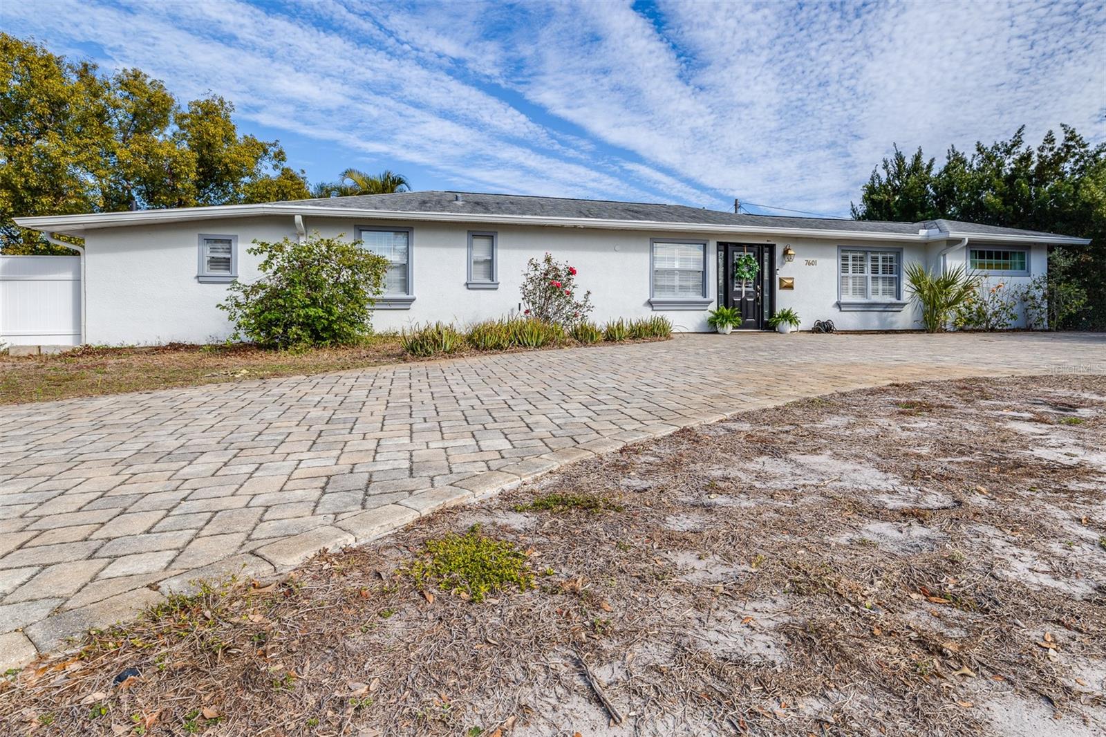 7601 9TH AVE N, ST PETERSBURG, FL, 33710