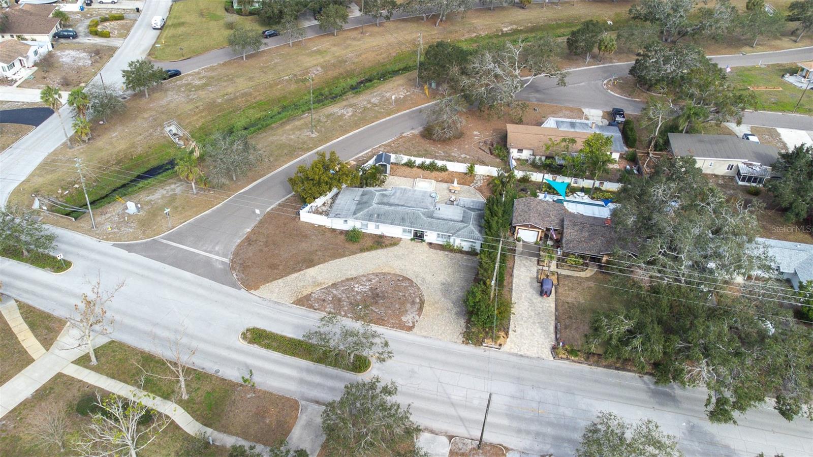 7601 9TH AVE N, ST PETERSBURG, FL, 33710