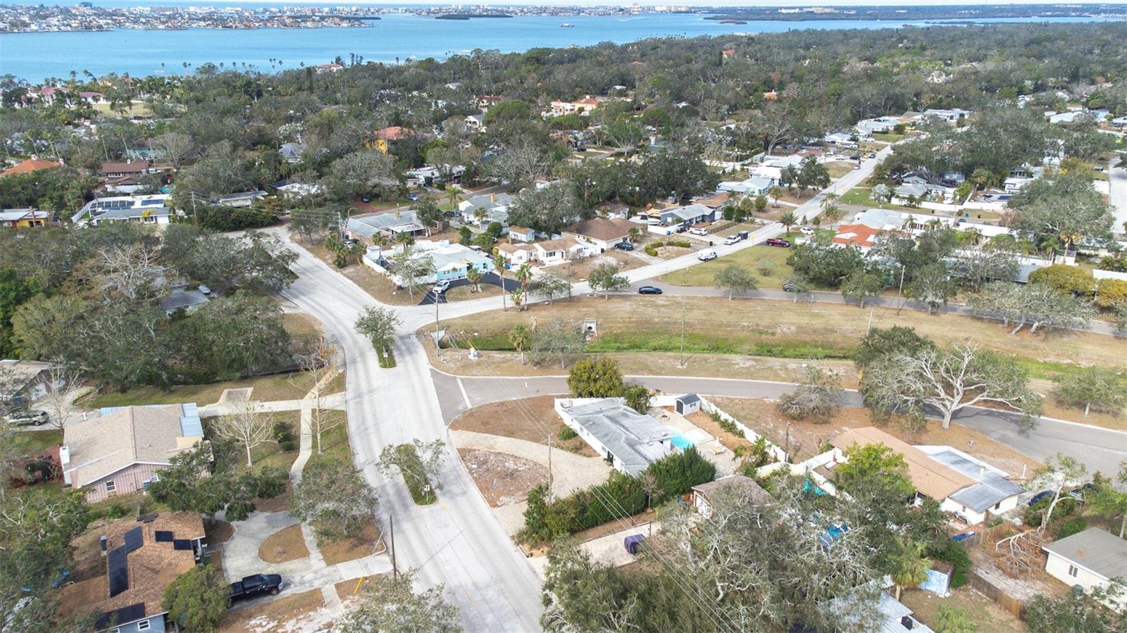 7601 9TH AVE N, ST PETERSBURG, FL, 33710