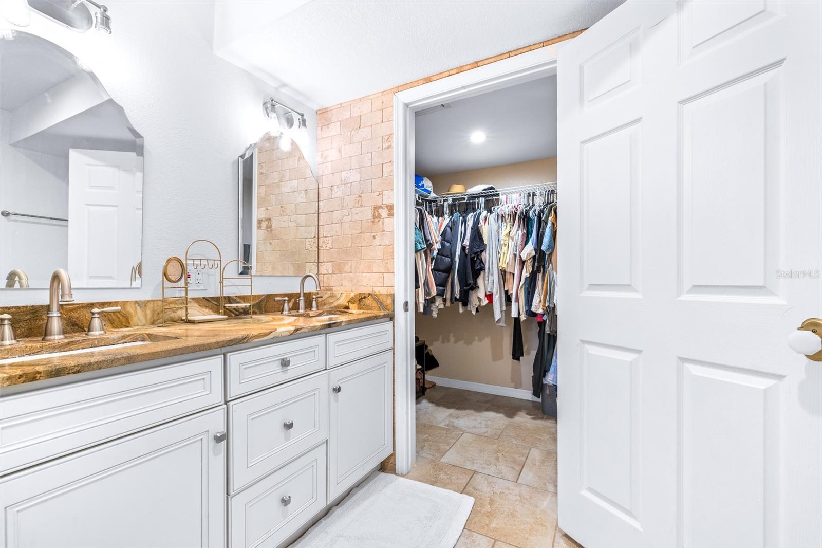 7601 9TH AVE N, ST PETERSBURG, FL, 33710