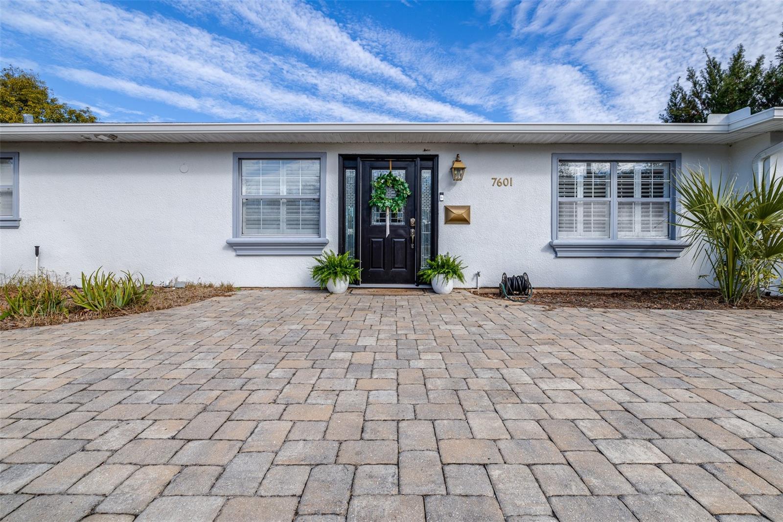 7601 9TH AVE N, ST PETERSBURG, FL, 33710