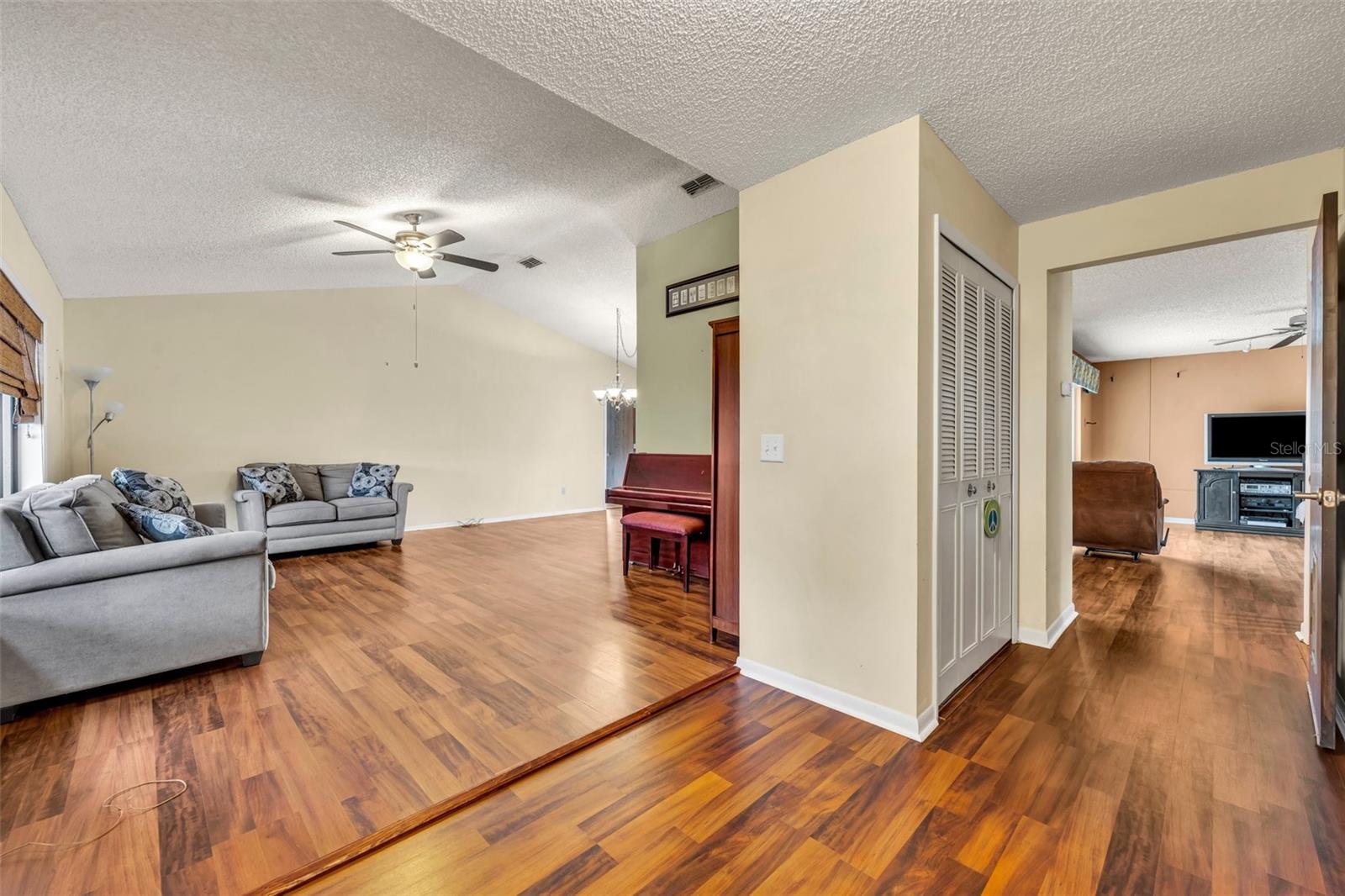 817 W 9TH ST, DELTONA, FL, 32725