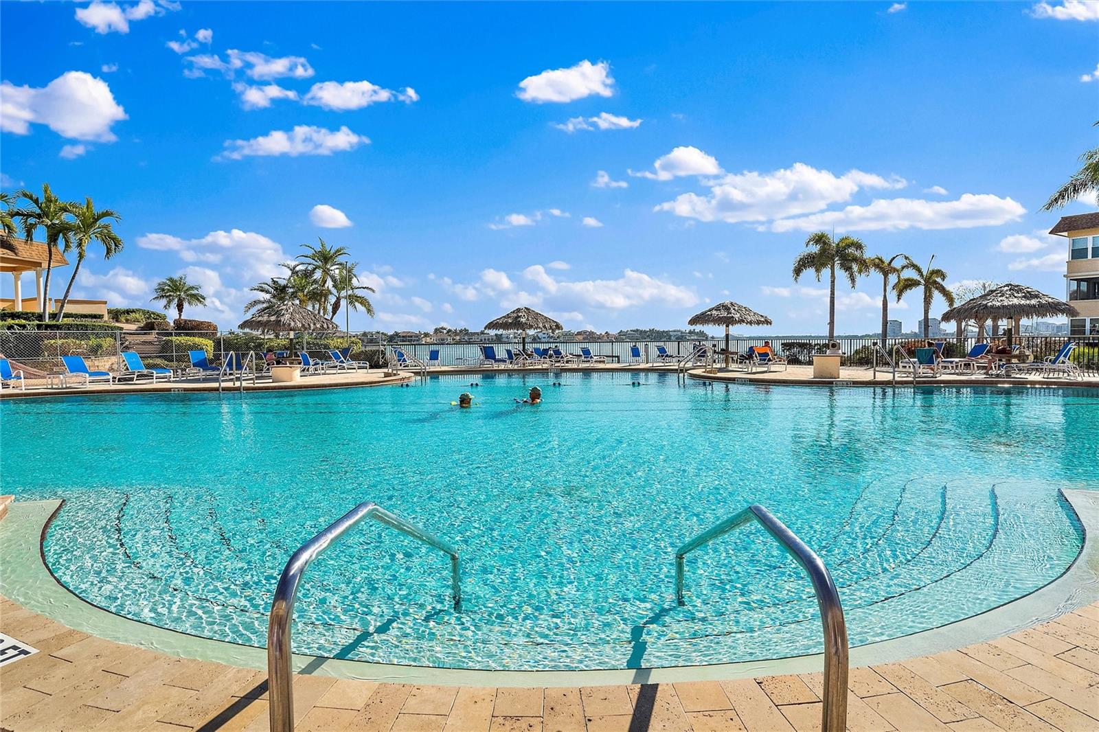 5020 BRITTANY DR S #215, ST PETERSBURG, FL, 33715