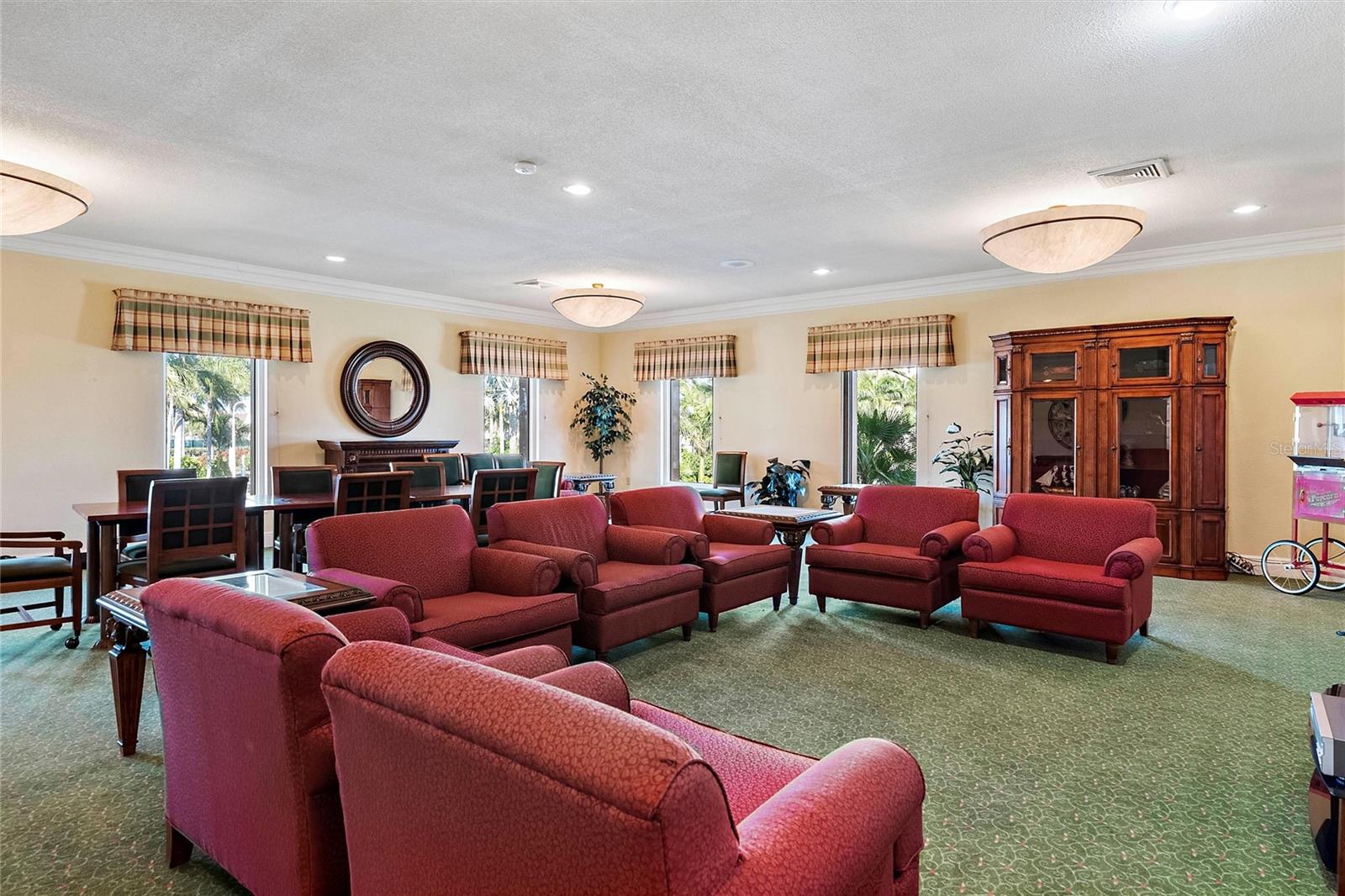 5020 BRITTANY DR S #215, ST PETERSBURG, FL, 33715