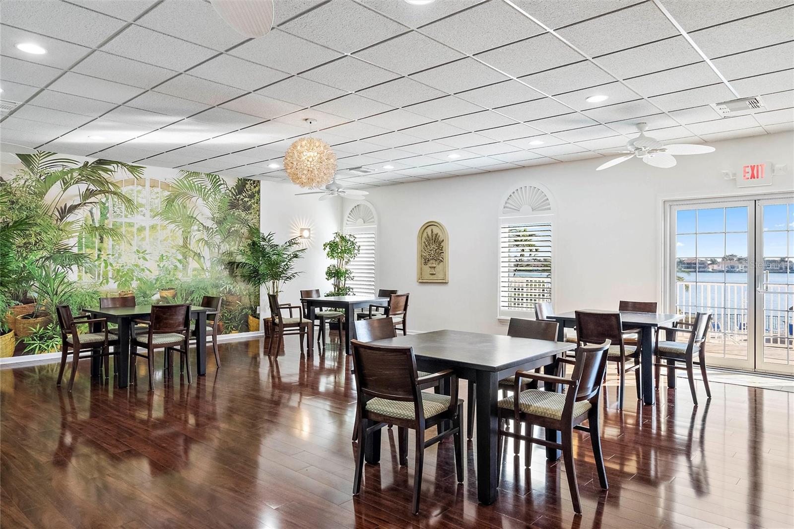 5020 BRITTANY DR S #215, ST PETERSBURG, FL, 33715