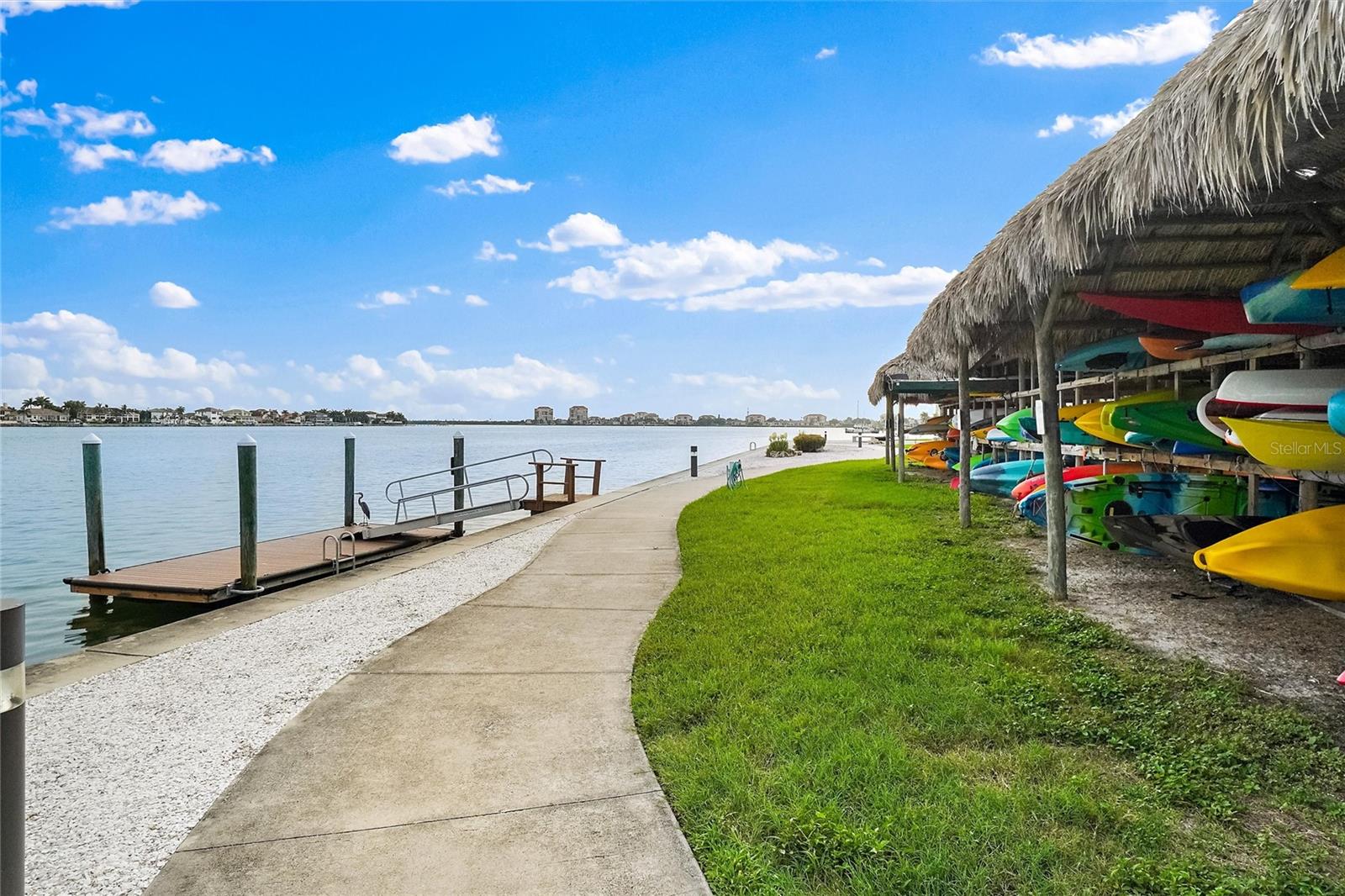 5020 BRITTANY DR S #215, ST PETERSBURG, FL, 33715