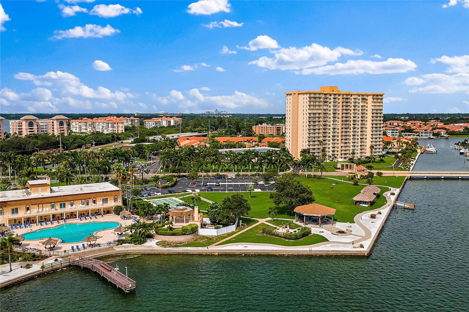 5020 BRITTANY DR S #215, ST PETERSBURG, FL, 33715